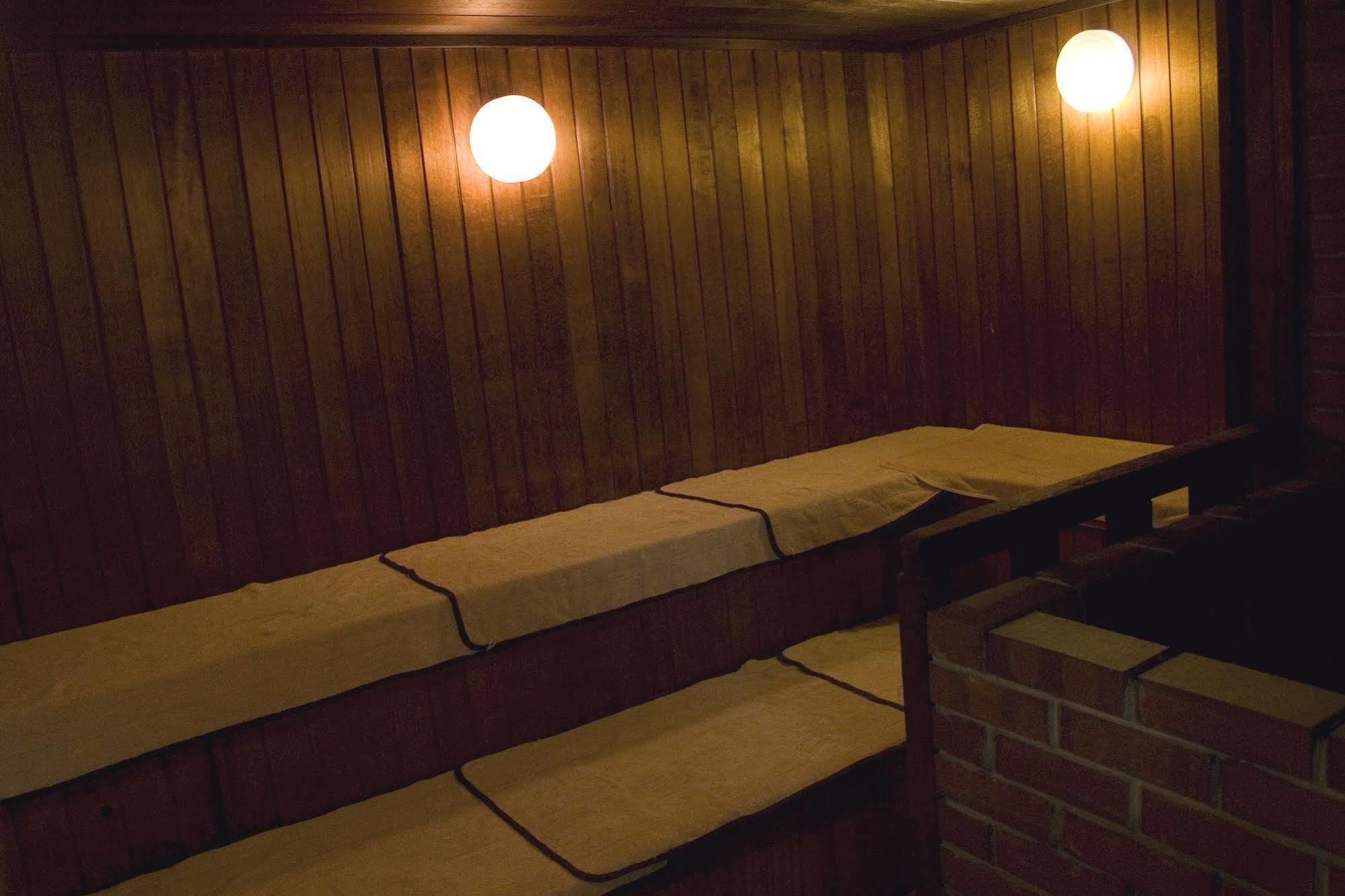 Capsule Hotel Shonan Фудзісава Екстер'єр фото