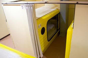 Capsule Hotel Shonan Фудзісава Екстер'єр фото